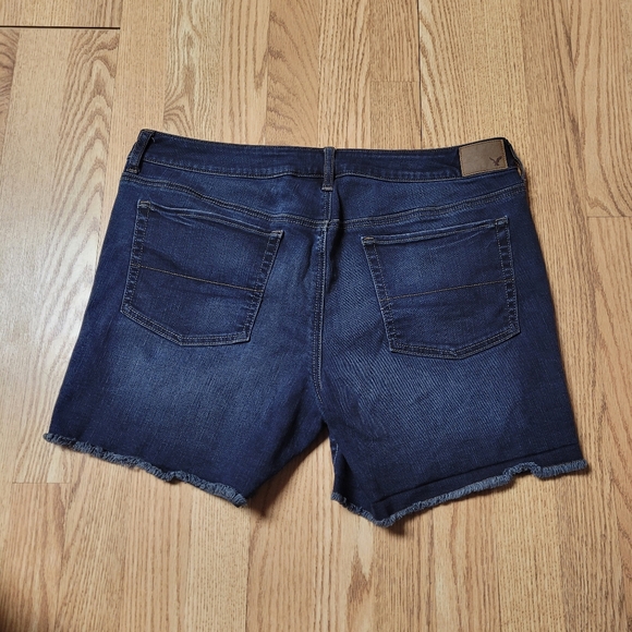 AE Boy Midi Jean Shorts Size 14 - Picture 2 of 3